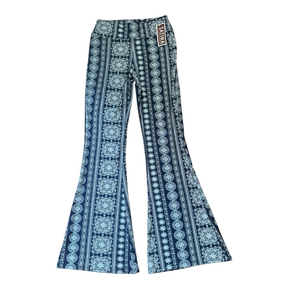 Santina Blue & white patterned Bell bottoms Pants-pull on Size L NWT